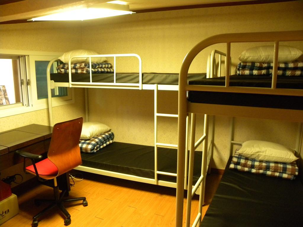 Kame House Hotel Сеул Стая снимка